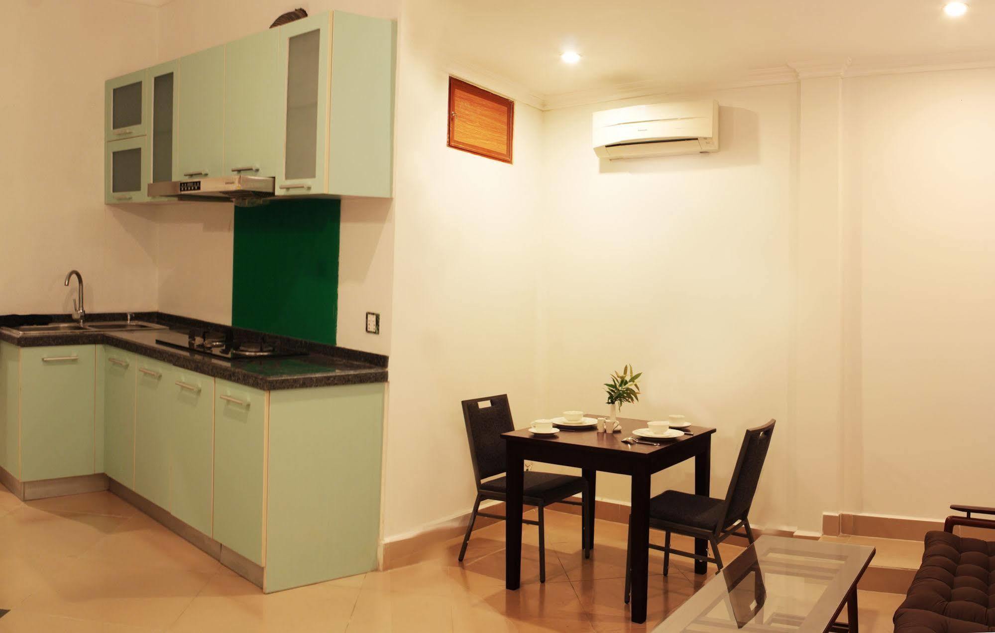 Aime House & Niisaii Apartment Phnom Penh Exteriör bild