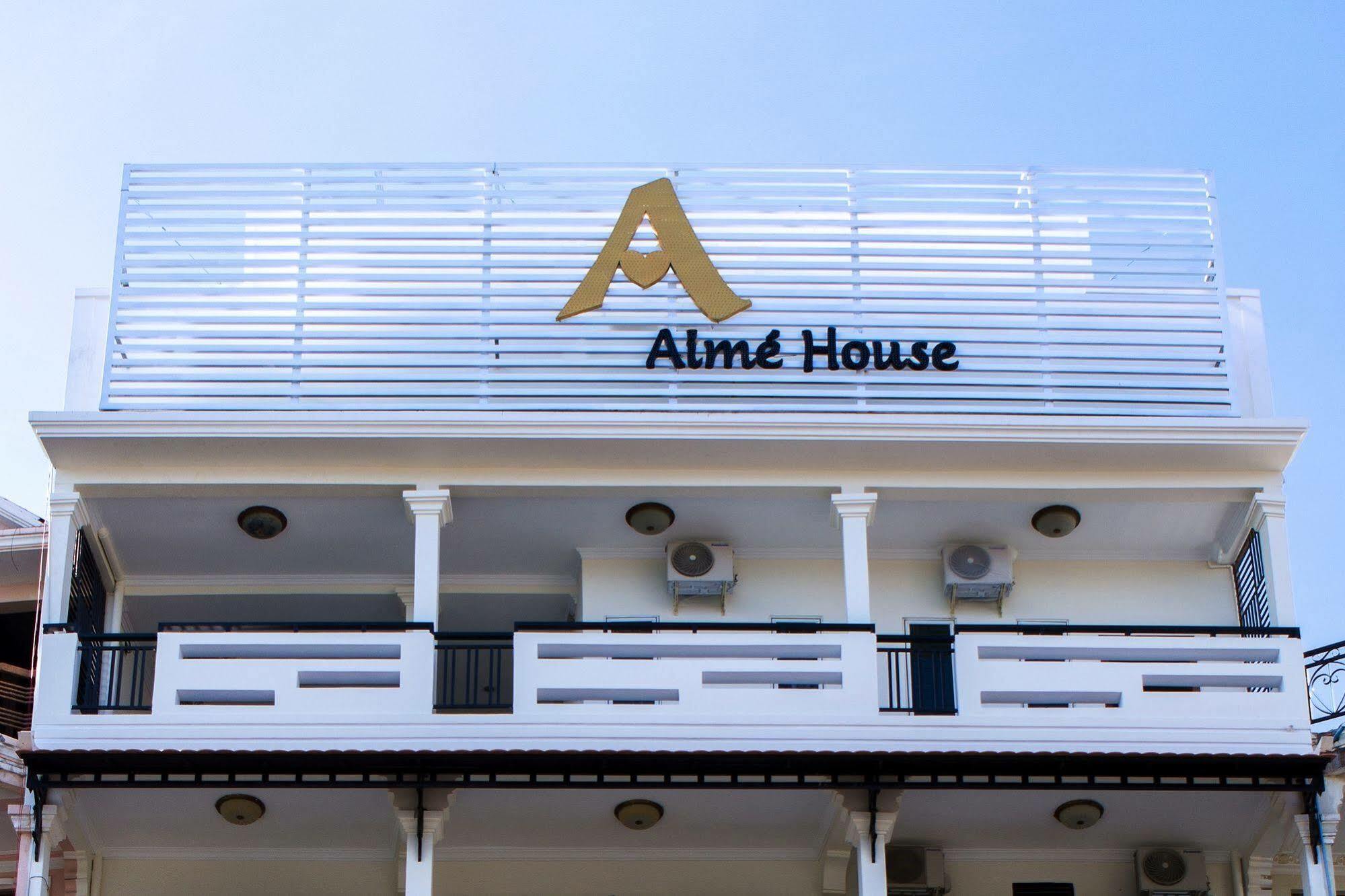 Aime House & Niisaii Apartment Phnom Penh Exteriör bild